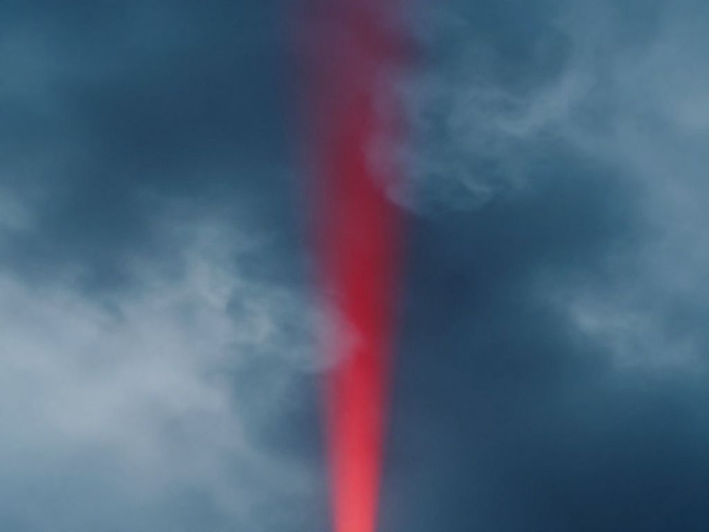 Kierunkowy 44: Czy to scam? Rozpoznaj oszustwo i chroń swoje dane!